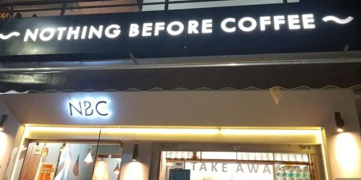 Nothing Before Coffee : Raja park