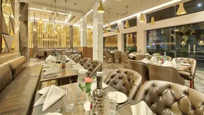 Hotel Golden Tulip Essential